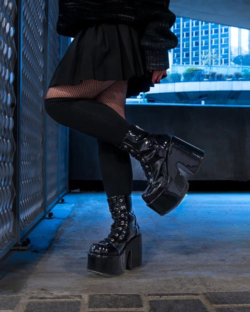 CAM203B Black Patent 